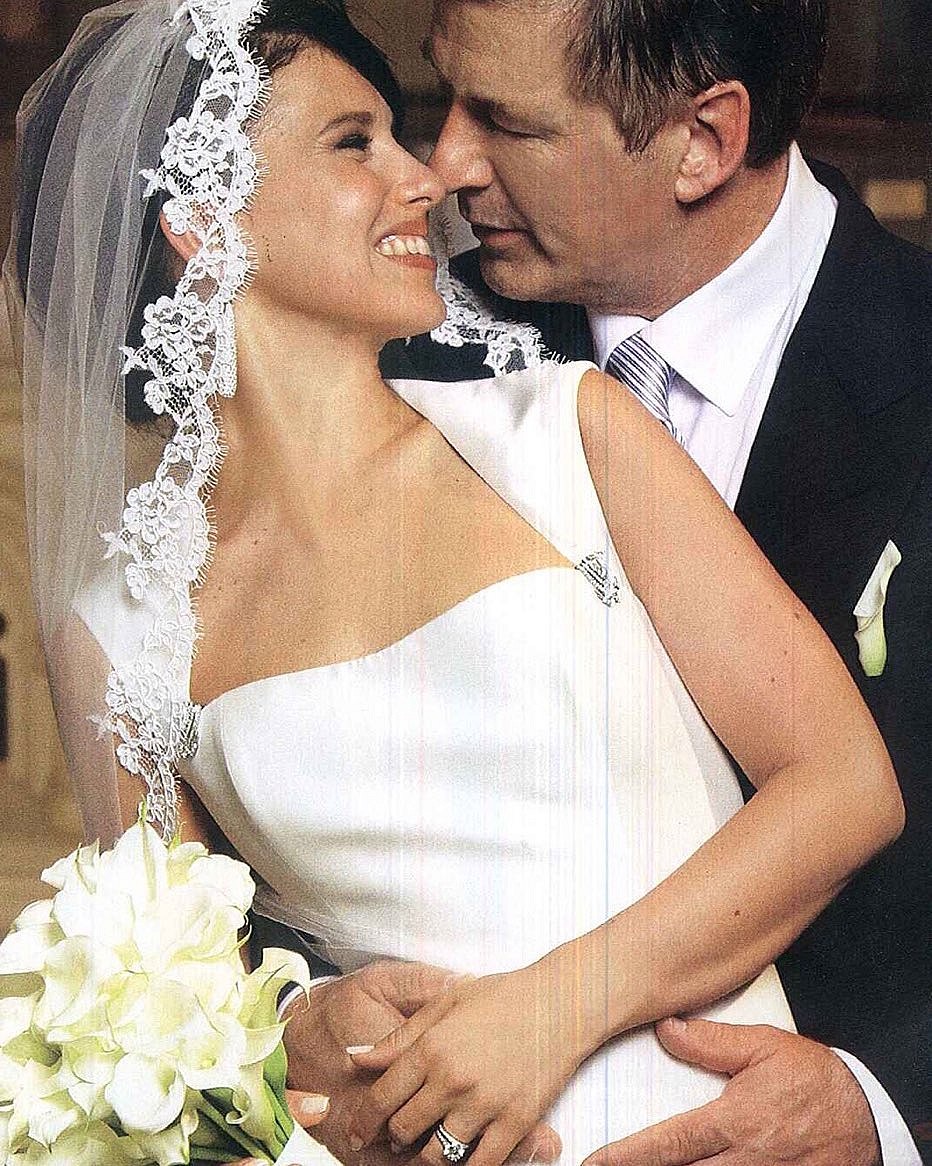 Alec Baldwin and Hilaria Baldwin wedding photo