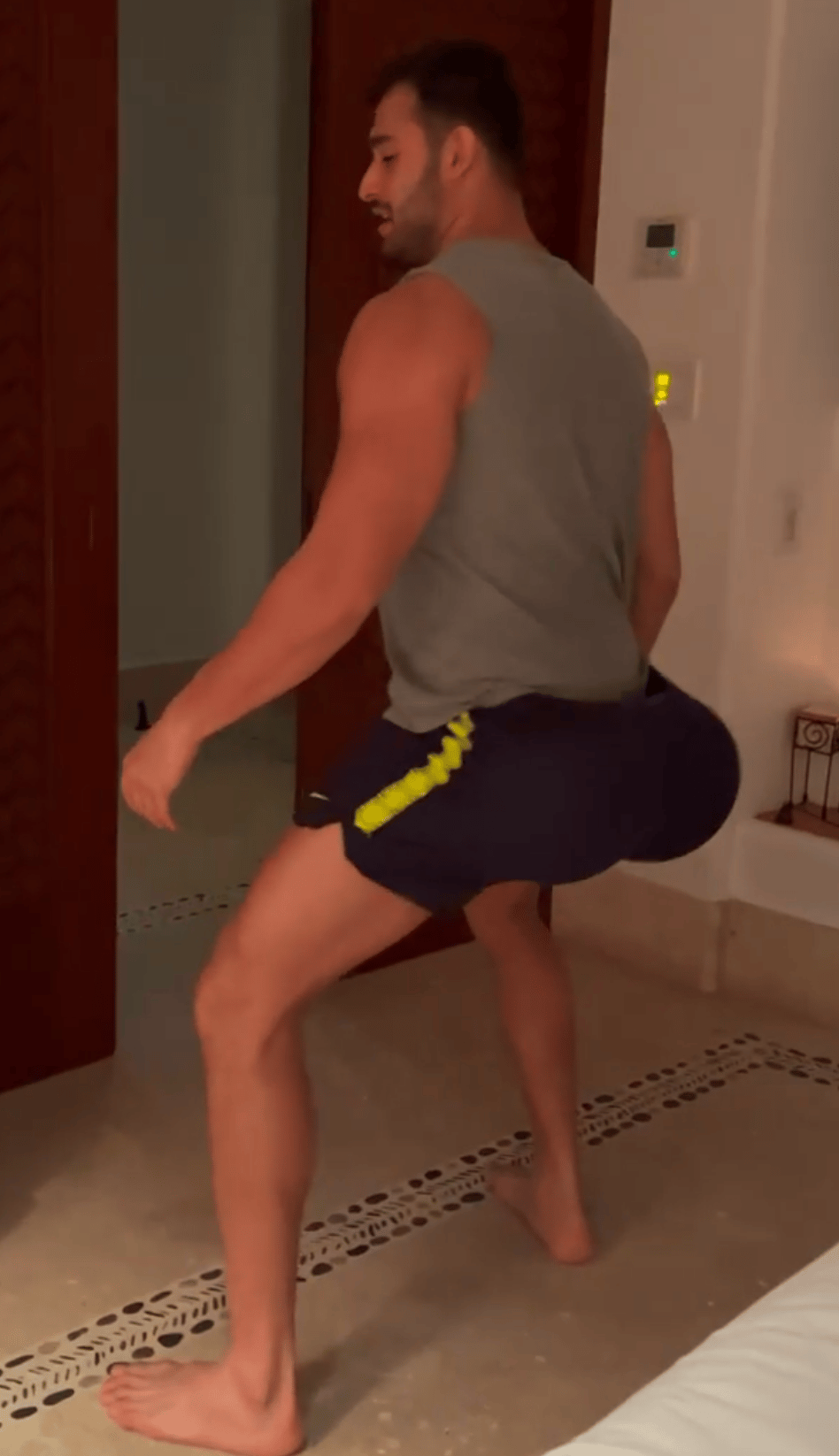 Britney Spears Raps ‘Back Got Back’ In British Accent To Fiancé’s Dance Moves!