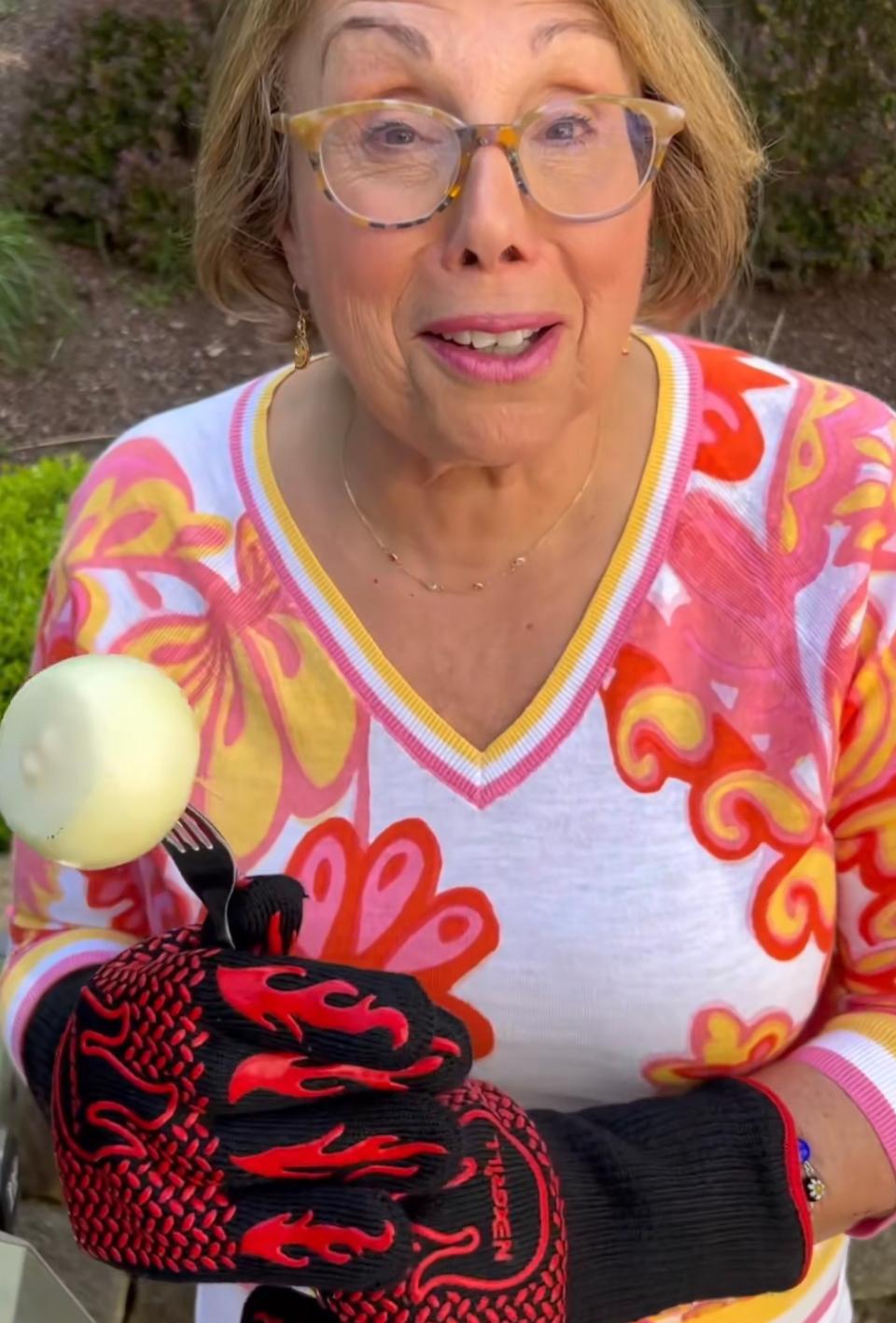 Barbara "Babs" Costello