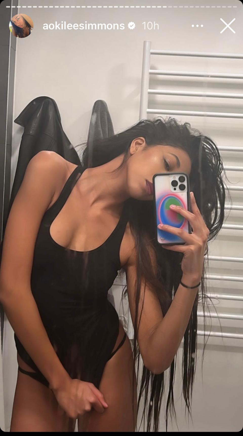 Aoki Lee Simmons