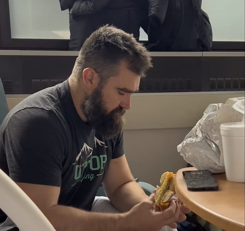 Jason Kelce in Kylie's TikTok video