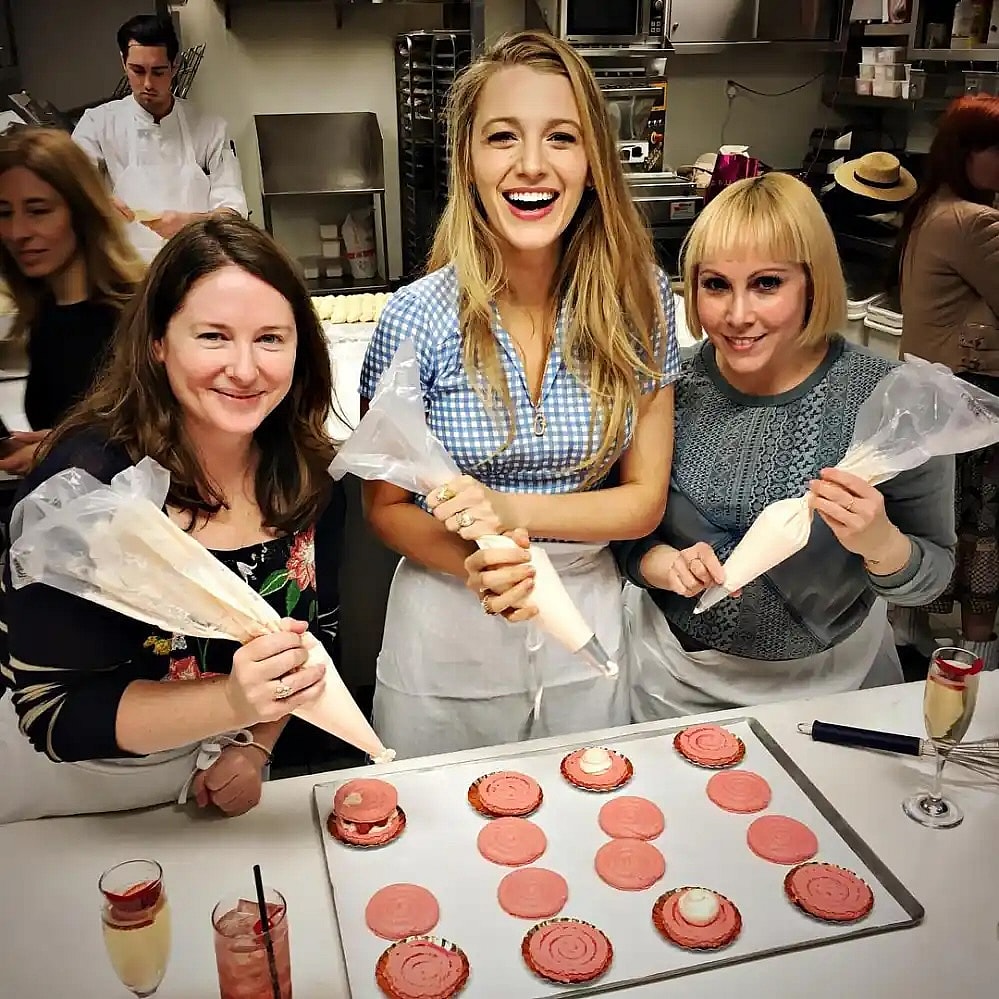 Blake Lively baking macaroons
