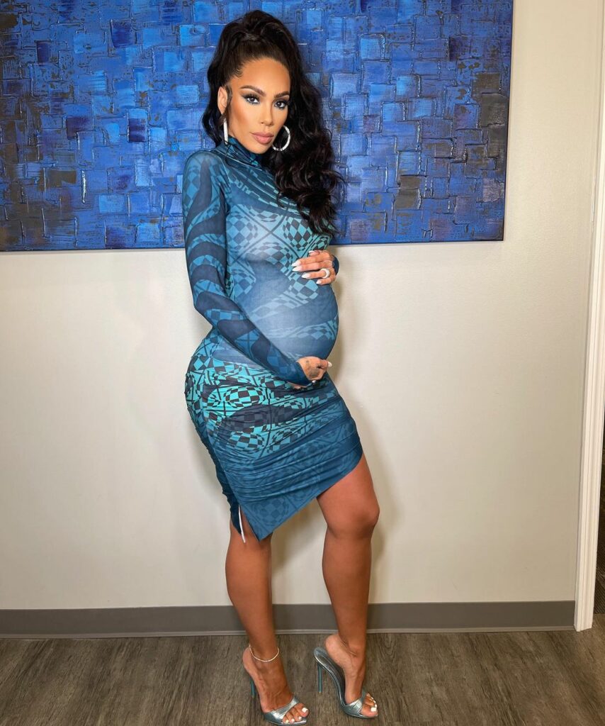Erica Mena's baby bump