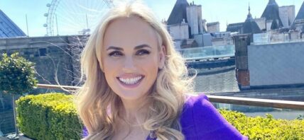 Rebel Wilson in a purple dress