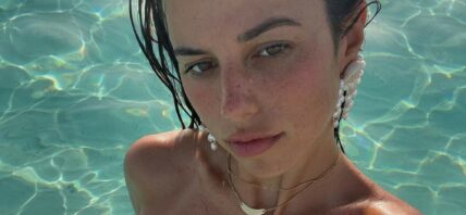 Victoria Villarroel takes a selfie.