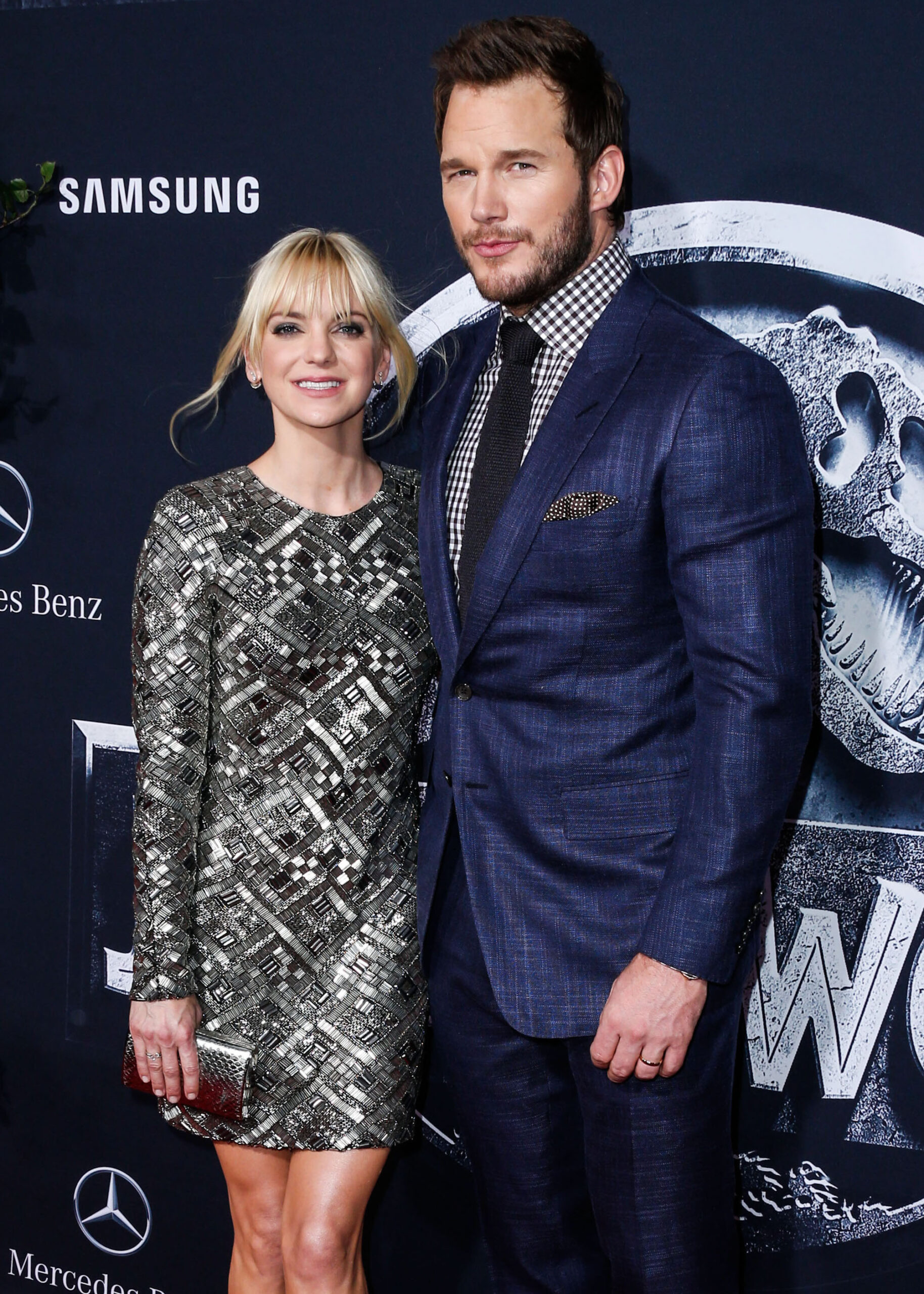 Anna Faris Is Secretly Married To Fiancé Matthew Barrett