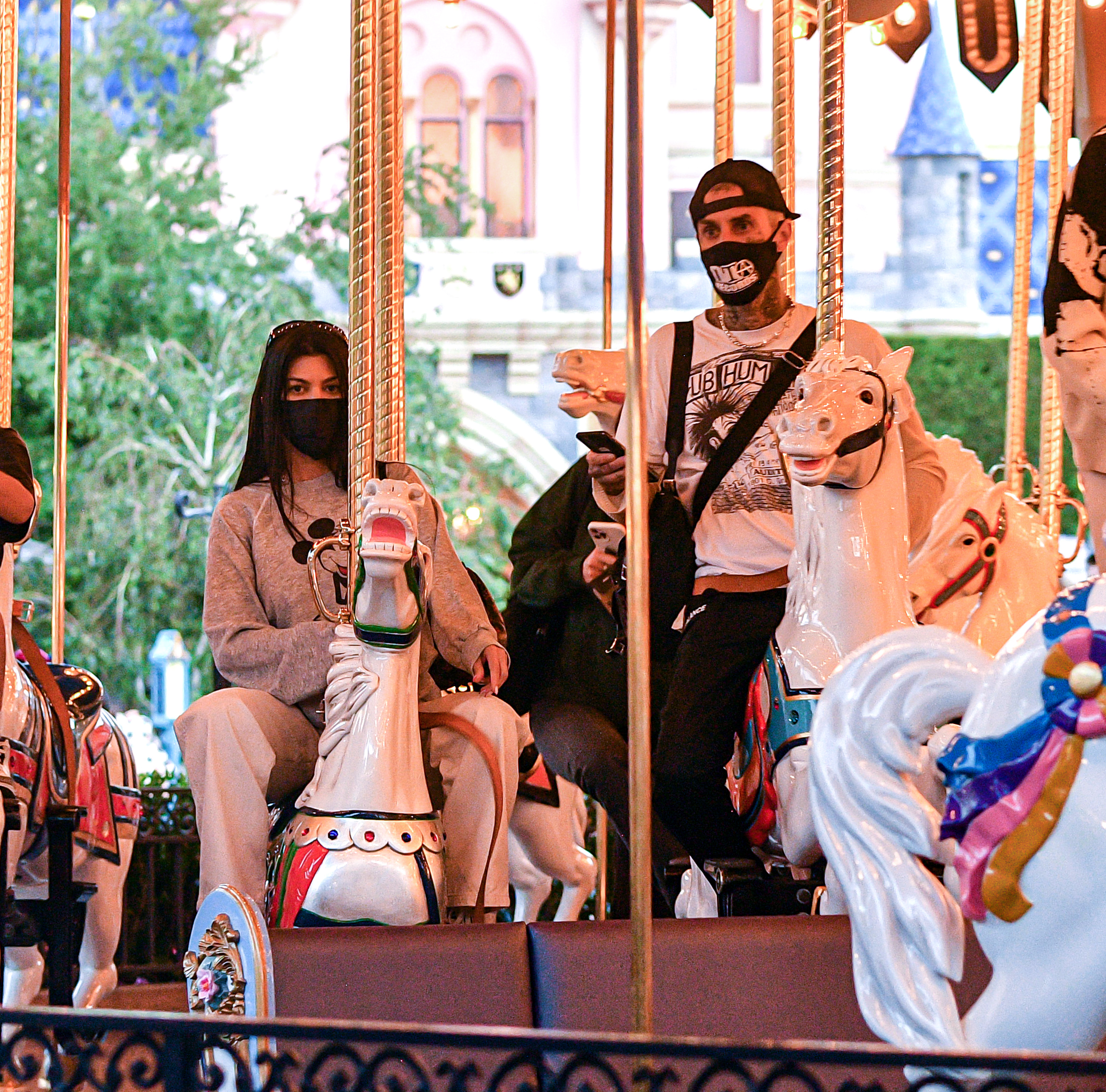 Kourtney Kardashian And Travis Barker Are Not Engaged
