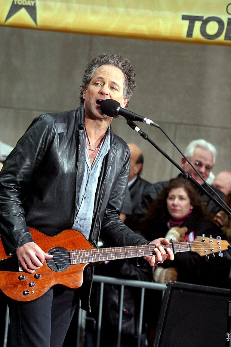 LINDSEY BUCKINGHAM 4/18/2003