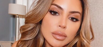 Larsa Pippen takes a selfie.