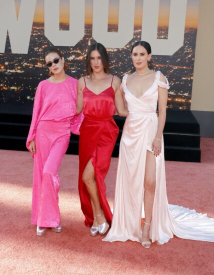 Scout, Tallulah, and Rumer Willis
