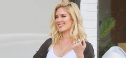 Spencer Pratt takes pictures of Heidi Pratt leaving Alfred apos s Coffee in Studio City