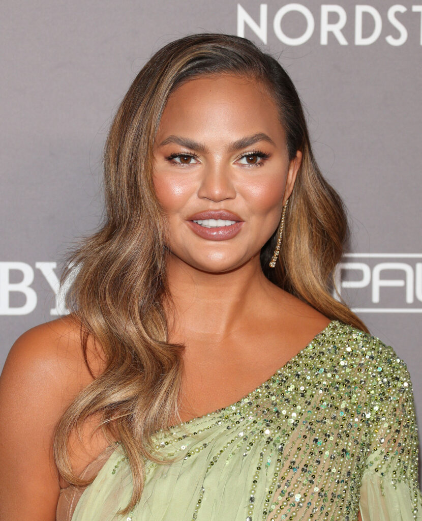 Chrissy Teigen 2019 Baby2Baby Gala - Los Angeles