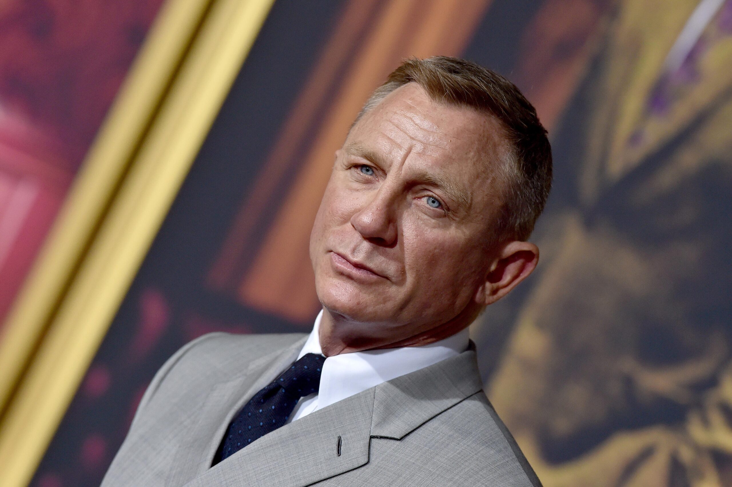 Daniel Craig
