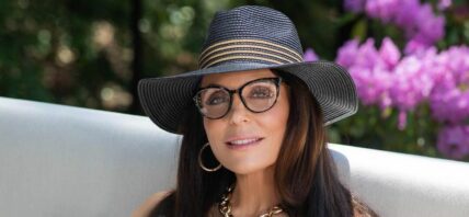 A photo showing Bethenny Frankel wearing a hat