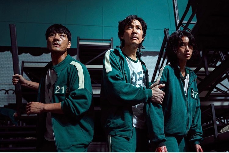 A photo showing the cast of 'Squid Game.'