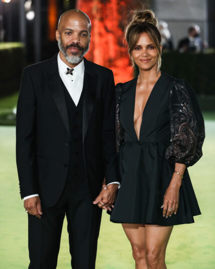 Halle Berry Calls BF Van Hunt 'The Right One' As They Twinned On The Red Carpet