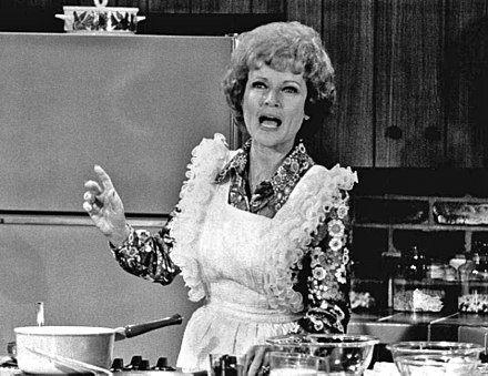 440px-Betty_White_Sue_Ann_Nivens_1973