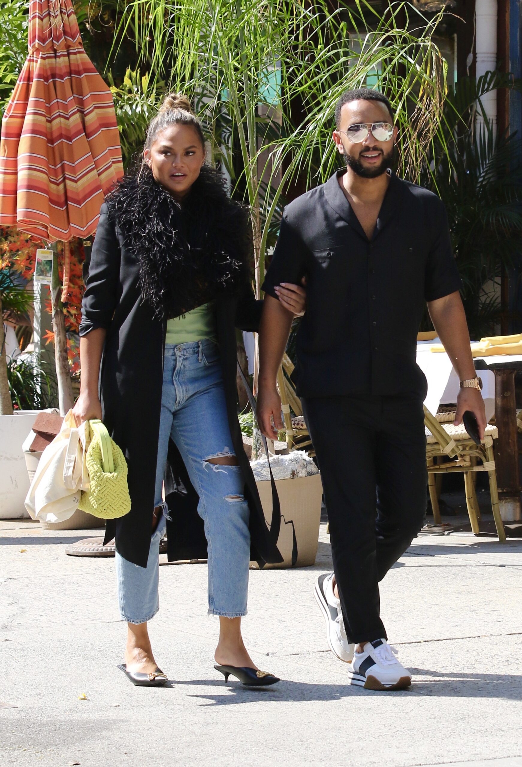 Chrissy Teigen Undergoes An Eyebrow Transplant Surgery, See The Results!