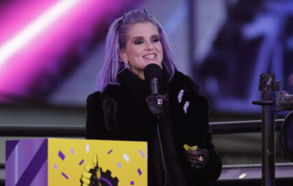 Kelly Osbourne smiling