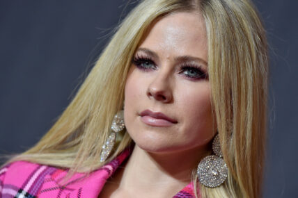 Avril Lavigne at the 2021 MTV Video Music Awards