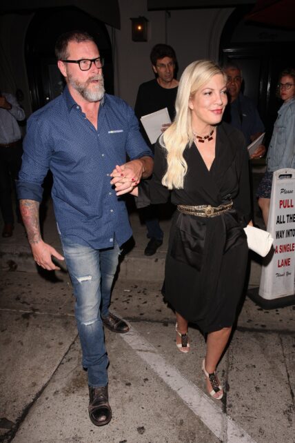Tori Spelling’s Husband Gets Into BRAWL During Local Men’s Hockey Match