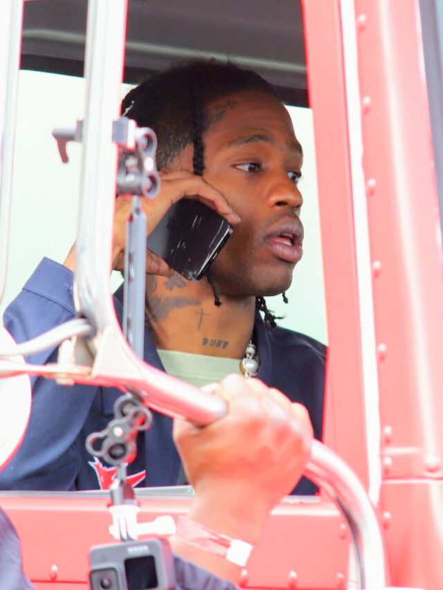 cropped-Travis-Scott-Concert-Mass-Killing-Wile-Theory-Emerges.jpg