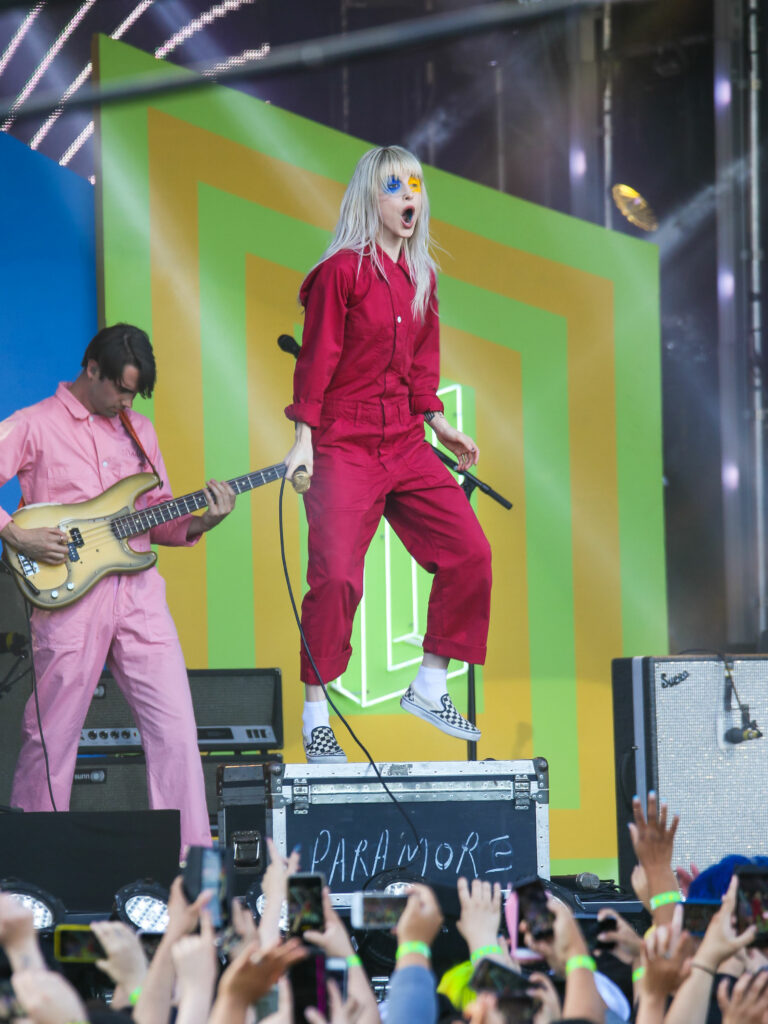 Hayley Williams of apos Paramore apos at apos Jimmy Kimmel Live apos