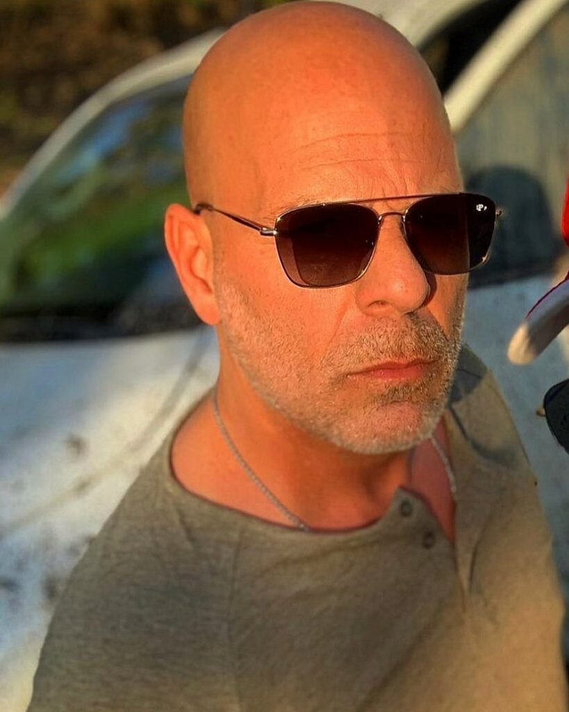 Bruce Willis Double
