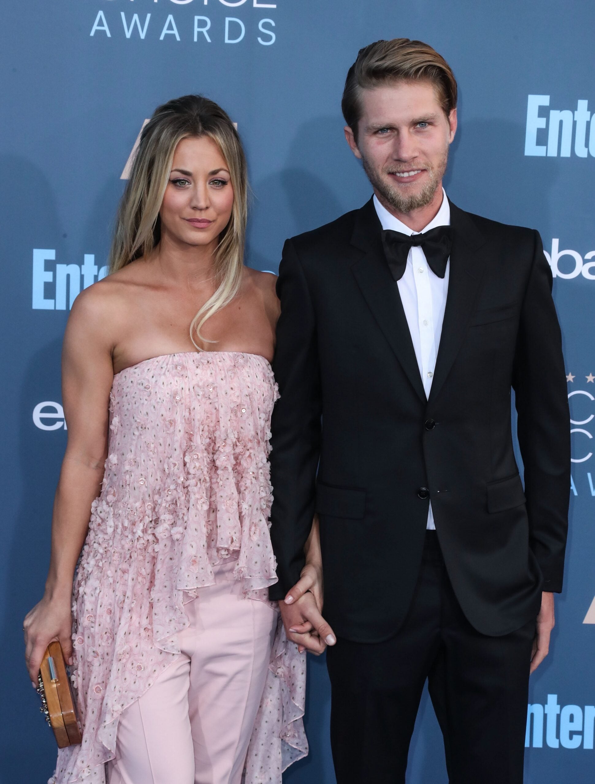 Karl Cook Barn Kaley Cuoco's Ex Karl Cook Is Engaged One Year After Divorce