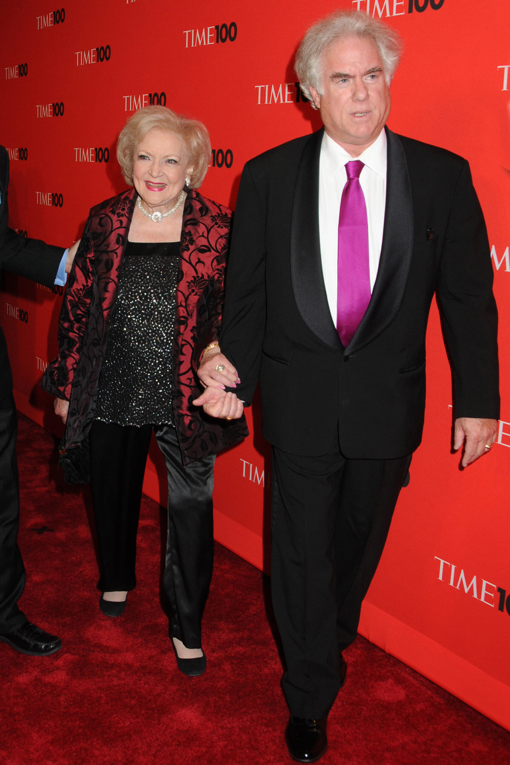 Betty White's Hollywood Walk Of Fame Star Flooded With Emotional Tributes