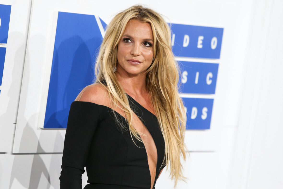 Britney Spears: I Actually Lost 4 Pounds During The Holiday Season!