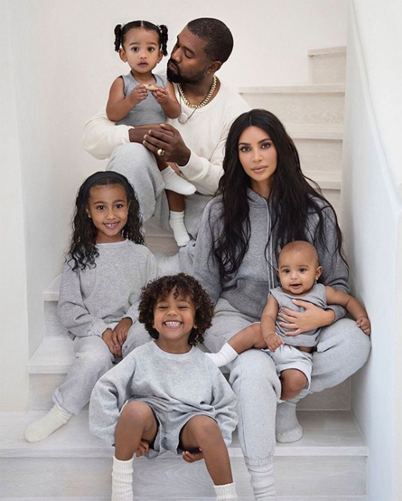 The Kardashian Family Cancels Christmas Due To COVID-19 Variant Outbreak!