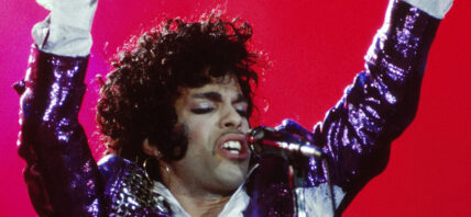 ©2002 RAMEY PHOTO AGENCYPRINCE ON THE PURPLE RAIN TOUR IN THE EARLY 1980'S.