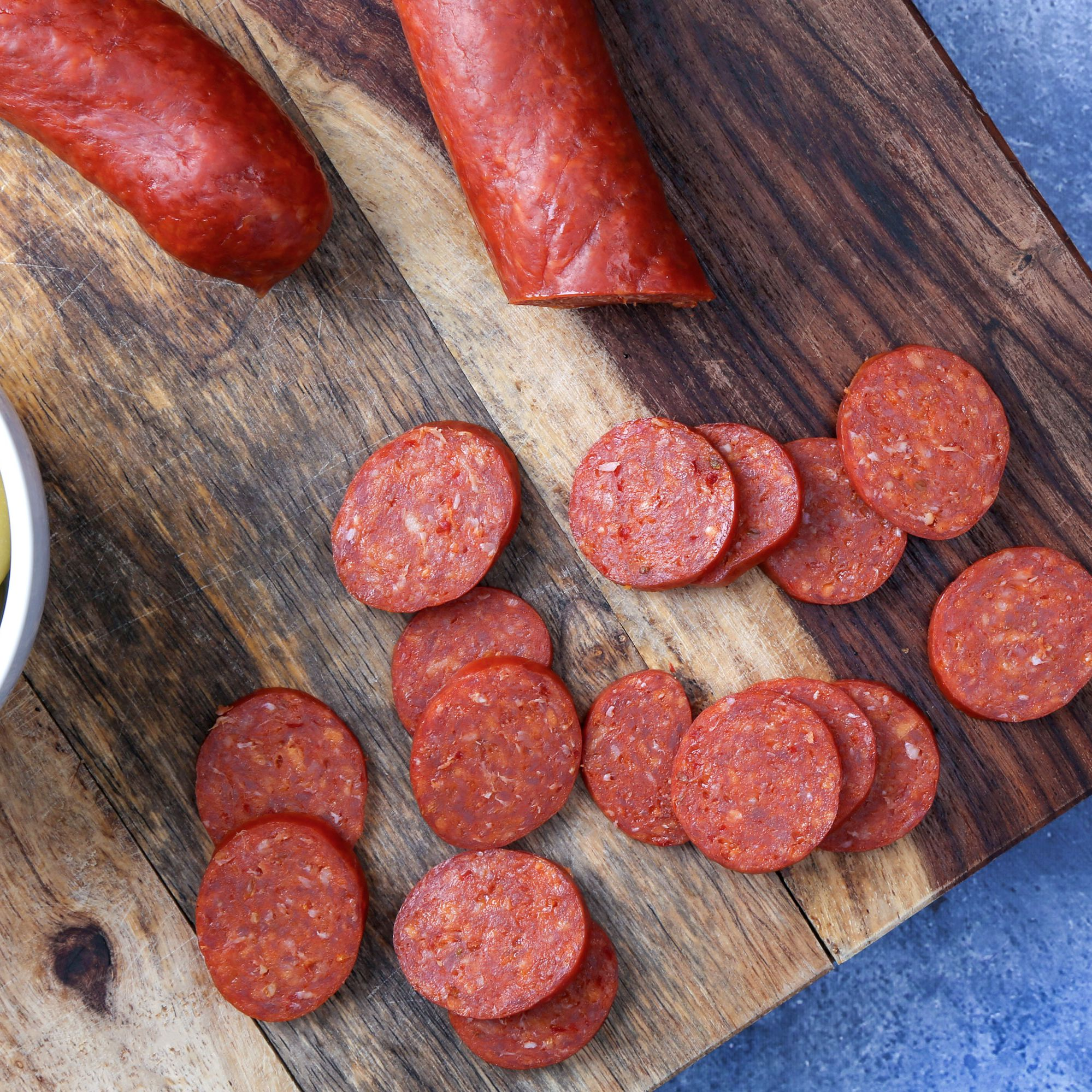 200,000 POUNDS Of Pepperoni & Ham Recalled For Possible Harmful Bacteria!
