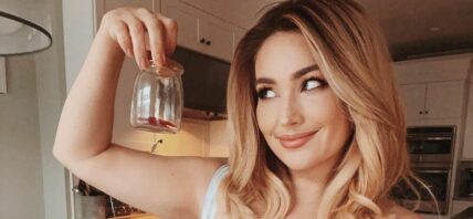 '90 Day Fiancé' Star Hospitalized For 'Heart Attack' Symptoms After Selling Farts