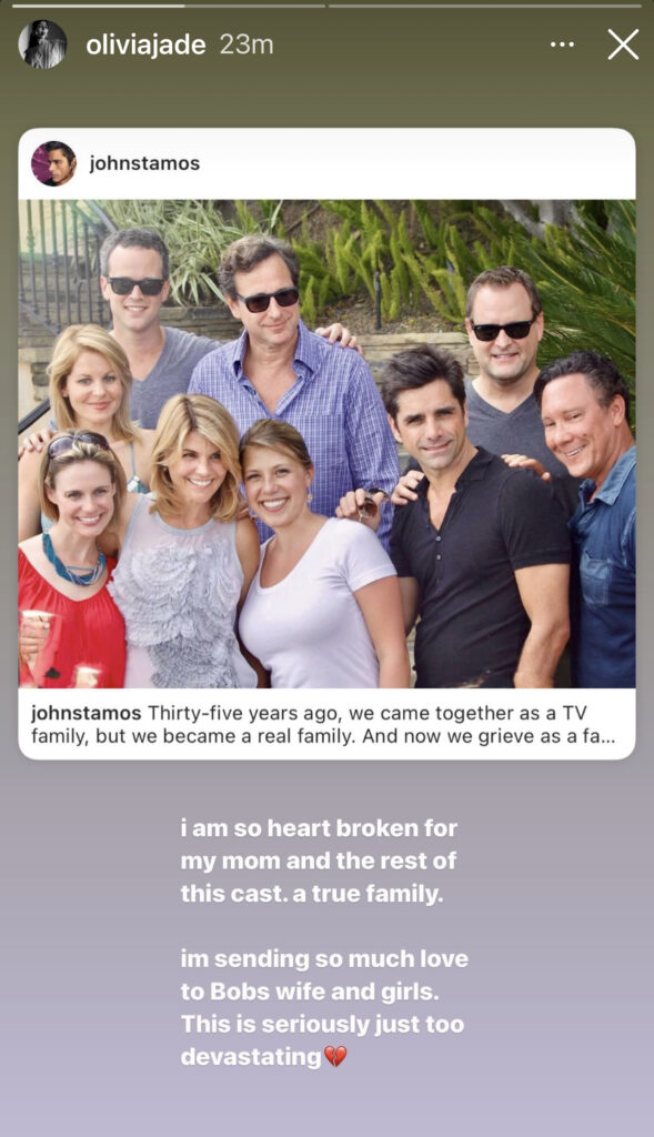 "Full House" cast posing or the camera.