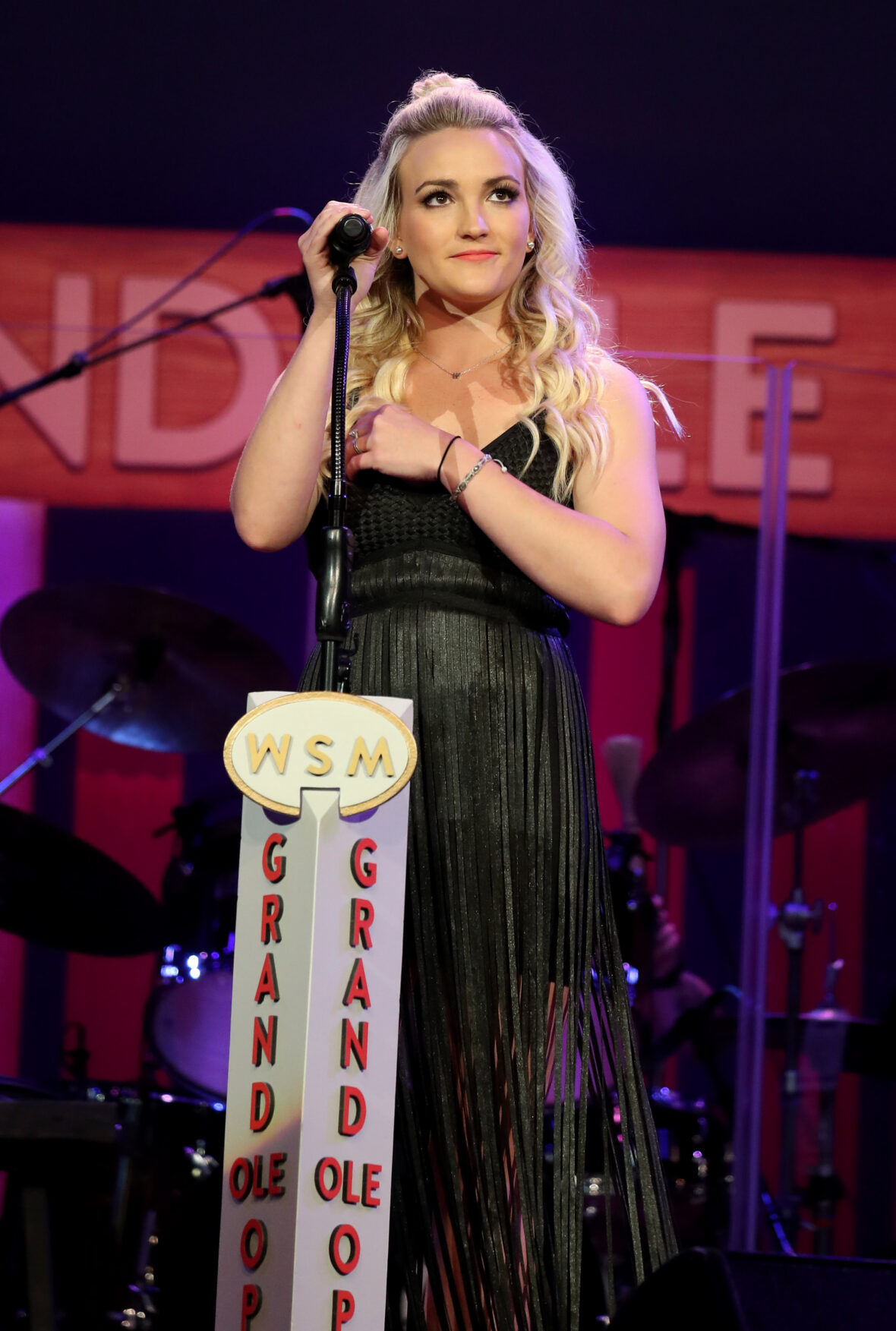 Jamie Lynn Spears BLASTS Troll Who Actually Wished Rape On Her Daughters!