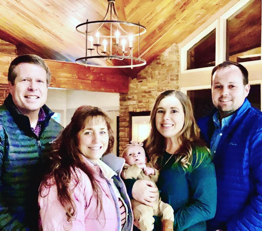 Josh Duggar & Anna Duggar 8