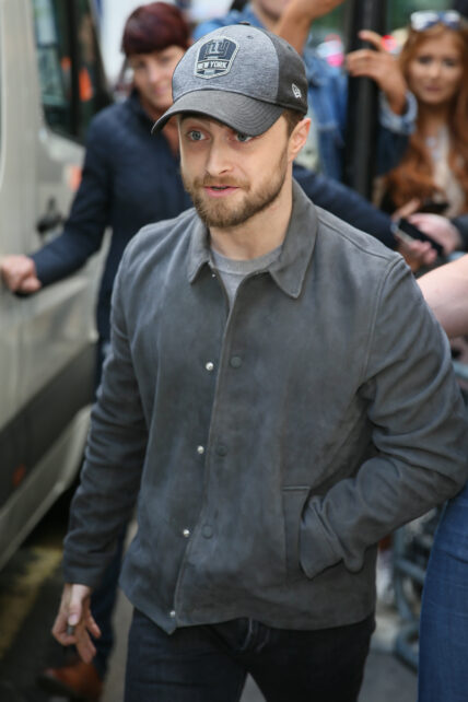 Daniel Radcliffe, Harry Porter Star, leaving BBVC Radio Two Radio Studios - London. 25 Apr 2019 Pictured: Daniel Radcliffe. Photo credit: mega TheMegaAgency.com +1 888 505 6342 (Mega Agency TagID: MEGA405606_001.jpg) [Photo via Mega Agency]