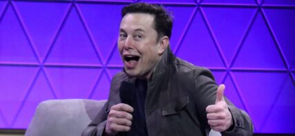 Elon Musk discusses tech topics on panel with Todd Howard at E3 2019 Expo