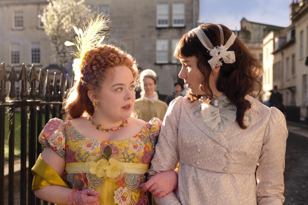 Eloise and Penelope on Bridgerton