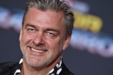 Ray Stevenson at the "Thor: Ragnarok" Wold Premiere