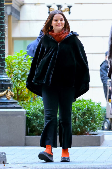 Atmosphere around set of the Only Murders in the Building Season 2- Selena Gomez