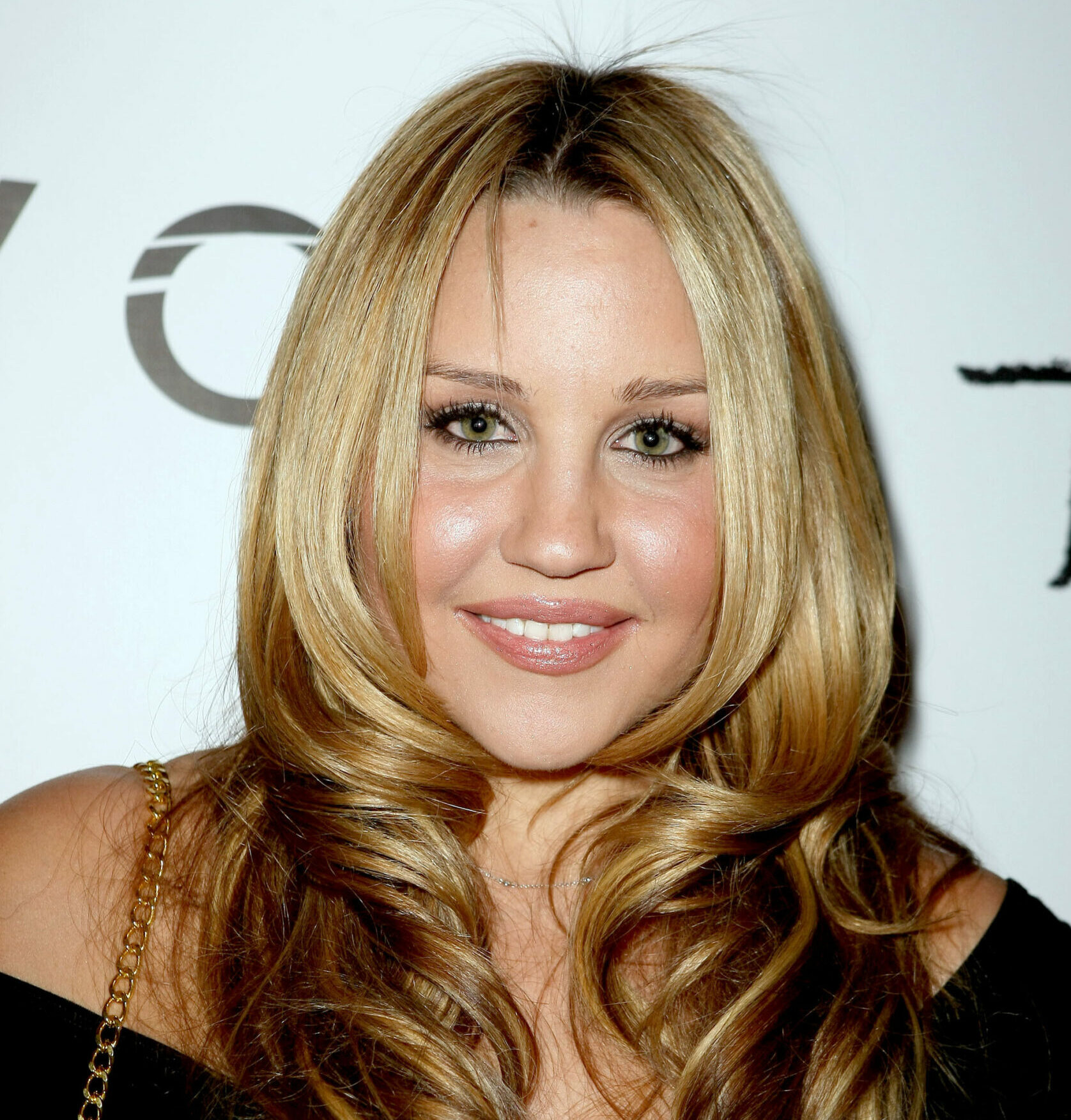 AMANDA BYNES