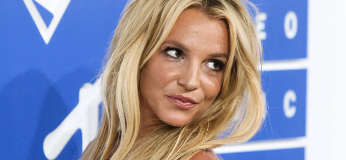 Britney Spears calls Tom Hardy "the British guy"