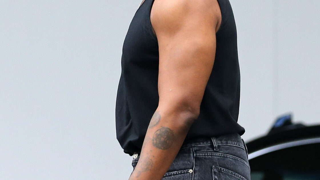 Newly single Kanye West and girlfriend Chaney Jones leave their hotel in Miami and are followed by a pretty blonde who also traveled with them in Miami