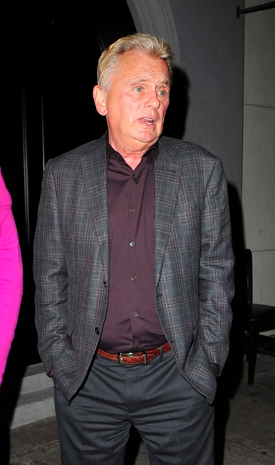 Pat Sajak and Vanna White Dine at Craig apos s with Family