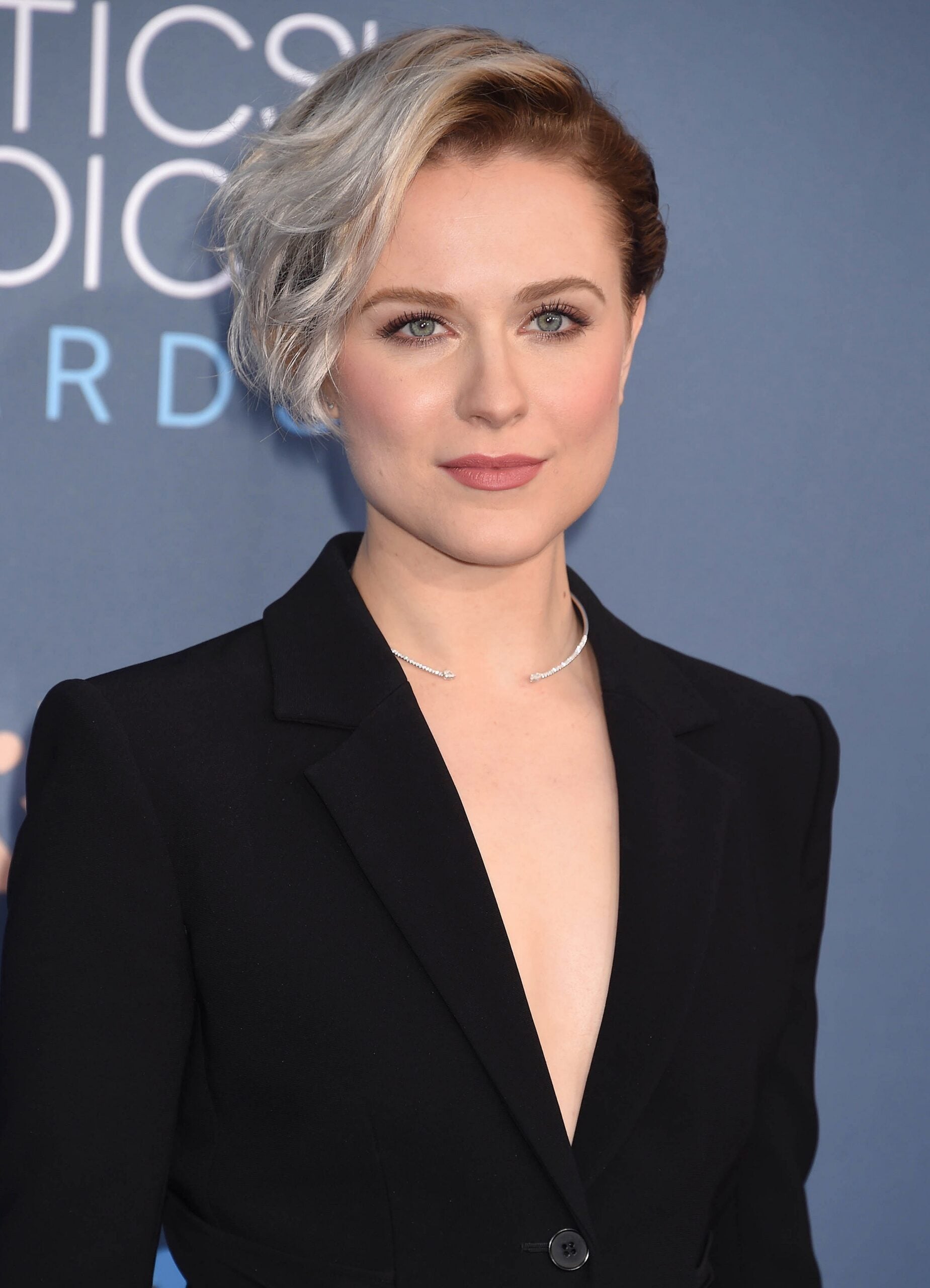 Evan Rachel Wood at The 22nd Annual Critics' Choice Awards - Arrivals