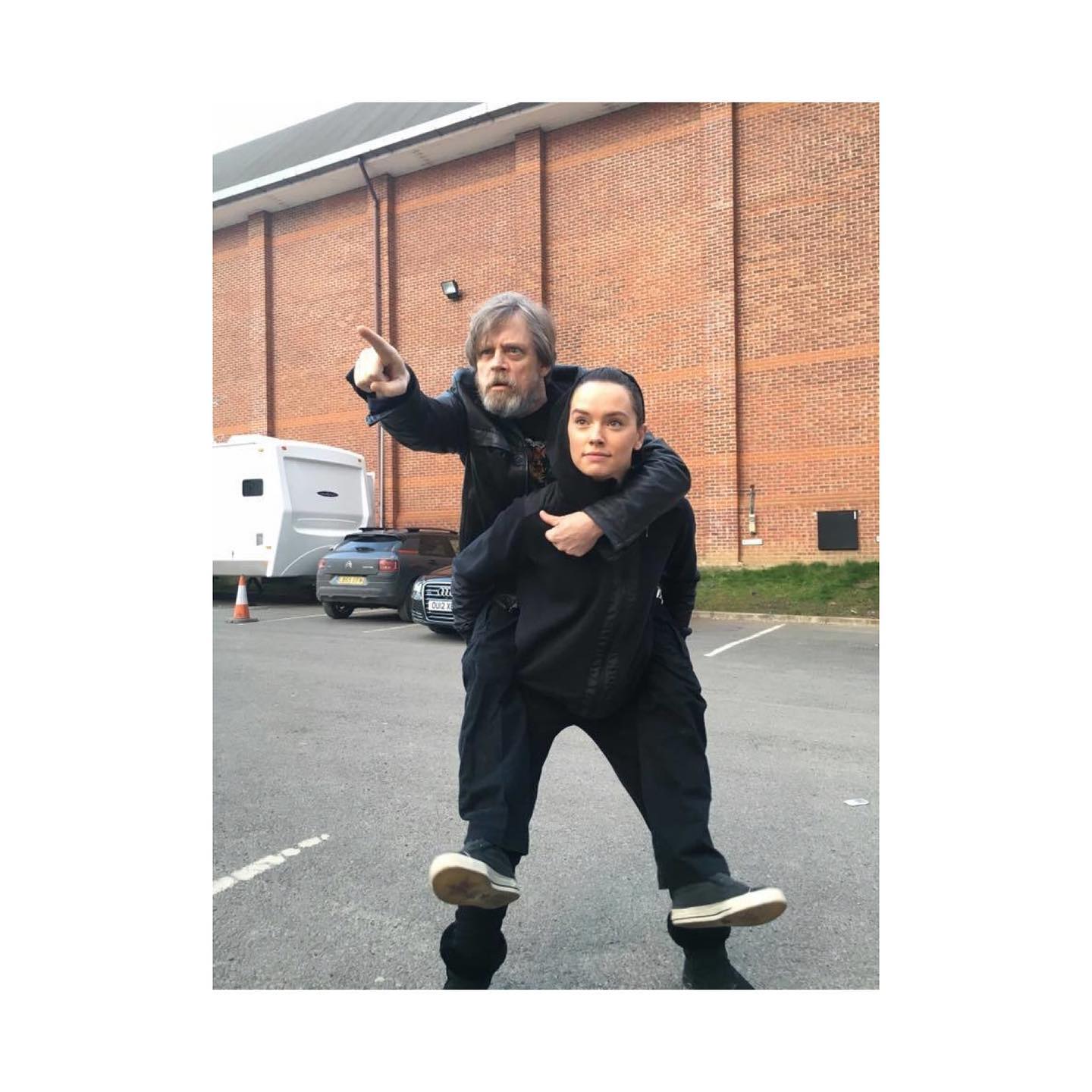 Mark Hamill and Daisy Ridley