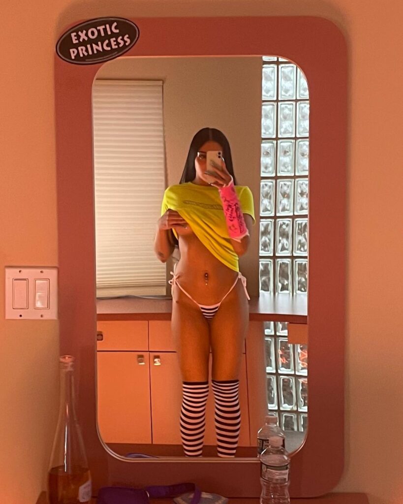 Lourdes Leon posing.